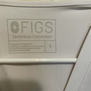 FIGS Scrub Top White Size Small